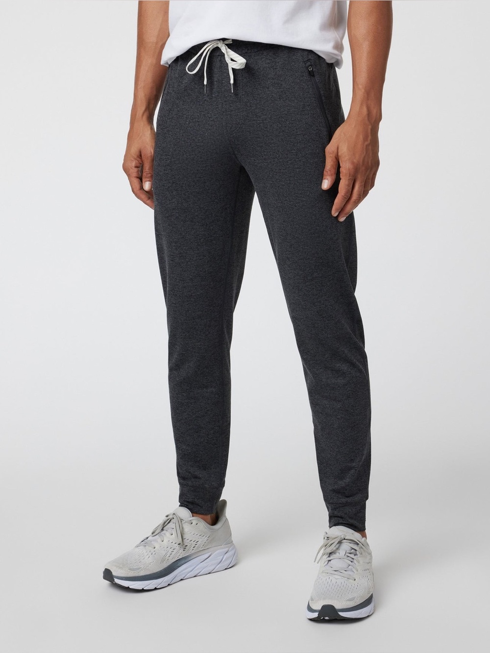 VUORI Men's Vuori Ponto Performance 28"
Joggers in Charcoal Heather Size L